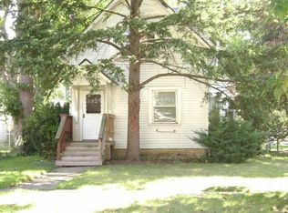 438 South Ave, Aurora, IL 60505