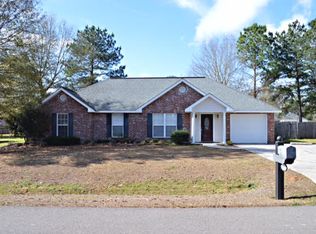 465 Silverstone Cir, Ponchatoula, LA 70454