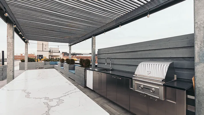 Rented by Nooklyn NYC LLC | media 24