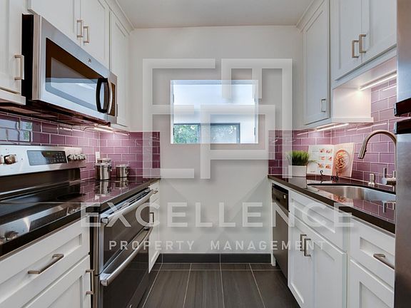 2nd image of 960 Kiely Blvd Unit A