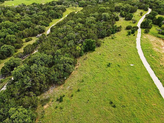 3rd image of 29 Big Bend Rd