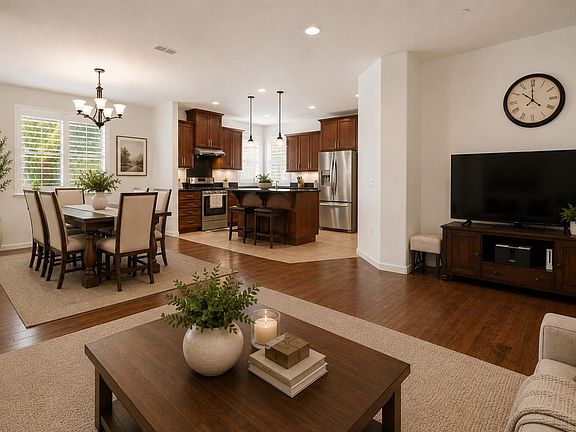 5th image of 2049 Avignon Ln