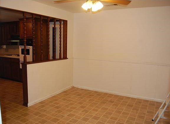5th image of 213 Cherry Dr