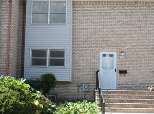 944 Robin Rd #944, Hillsborough, NJ 08844