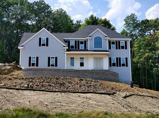 1 Silver Oak Rd, Hudson, MA 01749