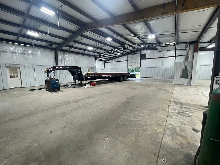 1131 County Road 561 — Photo 9