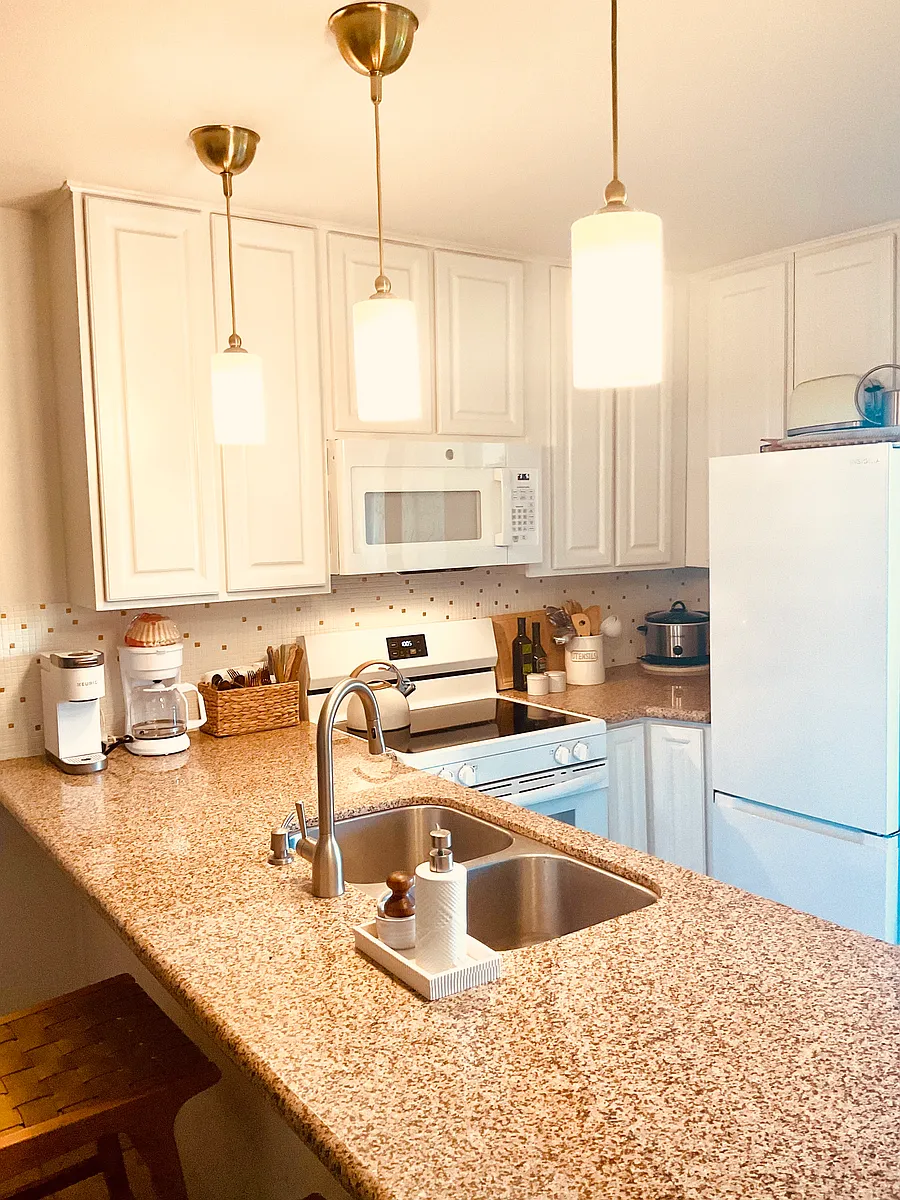 Building Photo - 5300 E Waverly Dr #4108