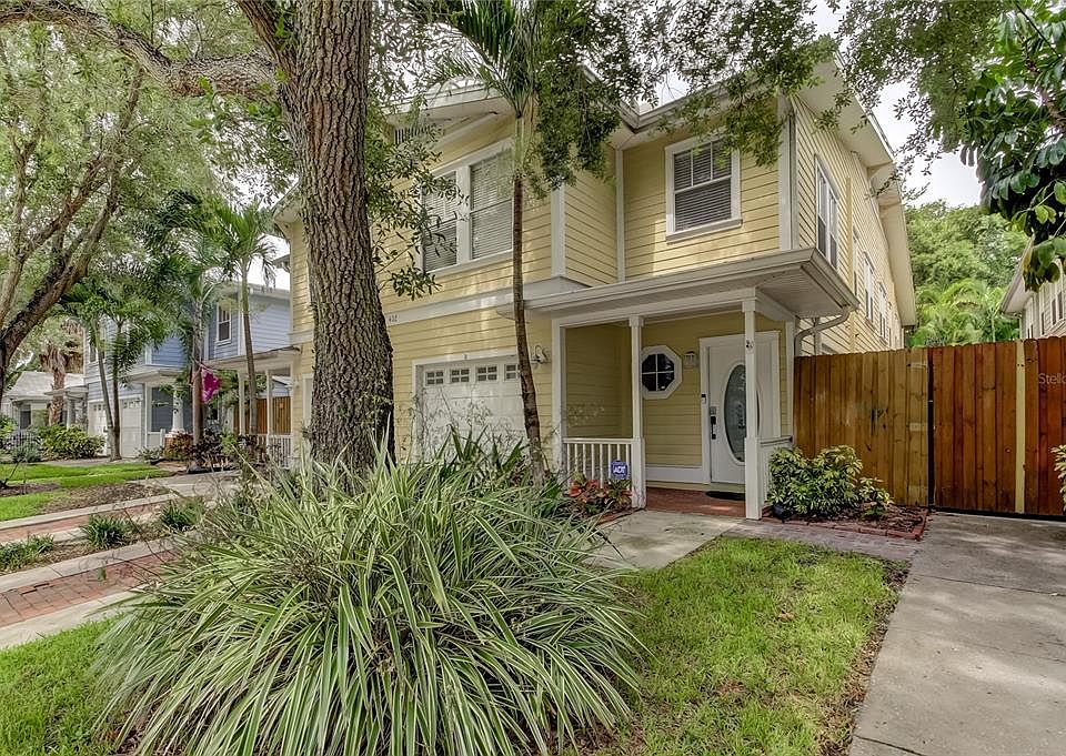1st image of 402 S WILLOW AVENUE #D