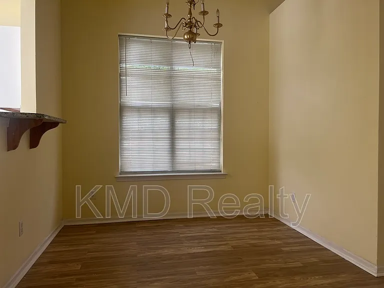 9247 Cranfield Ln — Photo 5