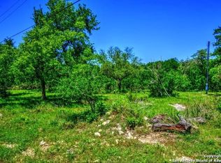 937 Glenn Dr, Canyon Lake, TX 78133
