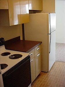 4th image of 11850 Edgewater Dr APT 617
