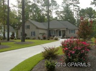 209 Perquimans Dr, Chocowinity, NC 27817