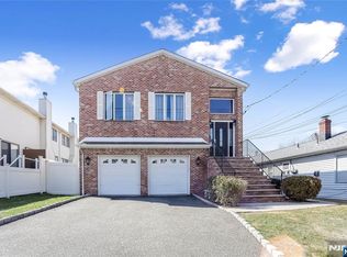 260 Garibaldi Ave, Lodi, NJ 07644