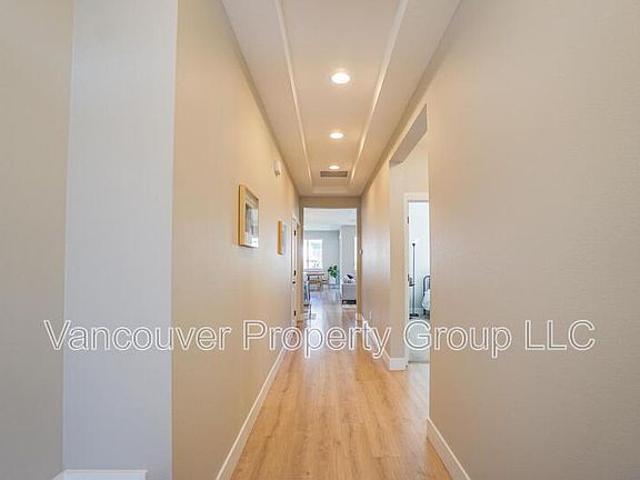 3rd image of 12404 NE 102nd Way
