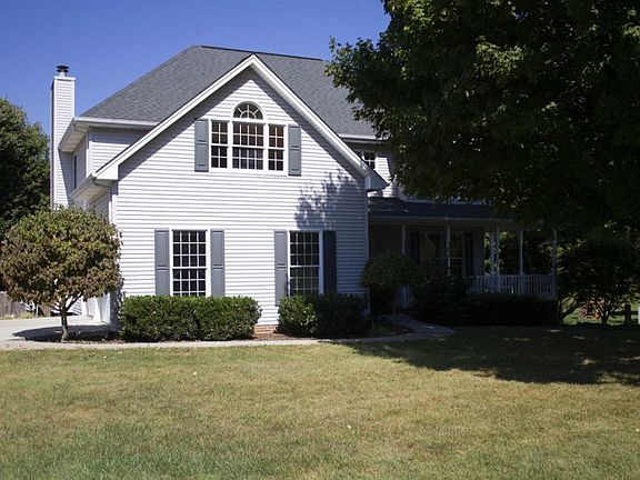 4th image of 117 Peppertree Dr