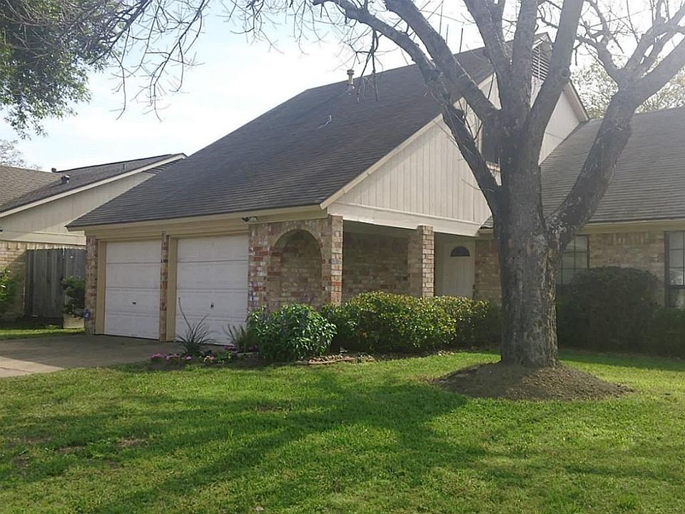 1st image of 831 Comstock Springs Dr