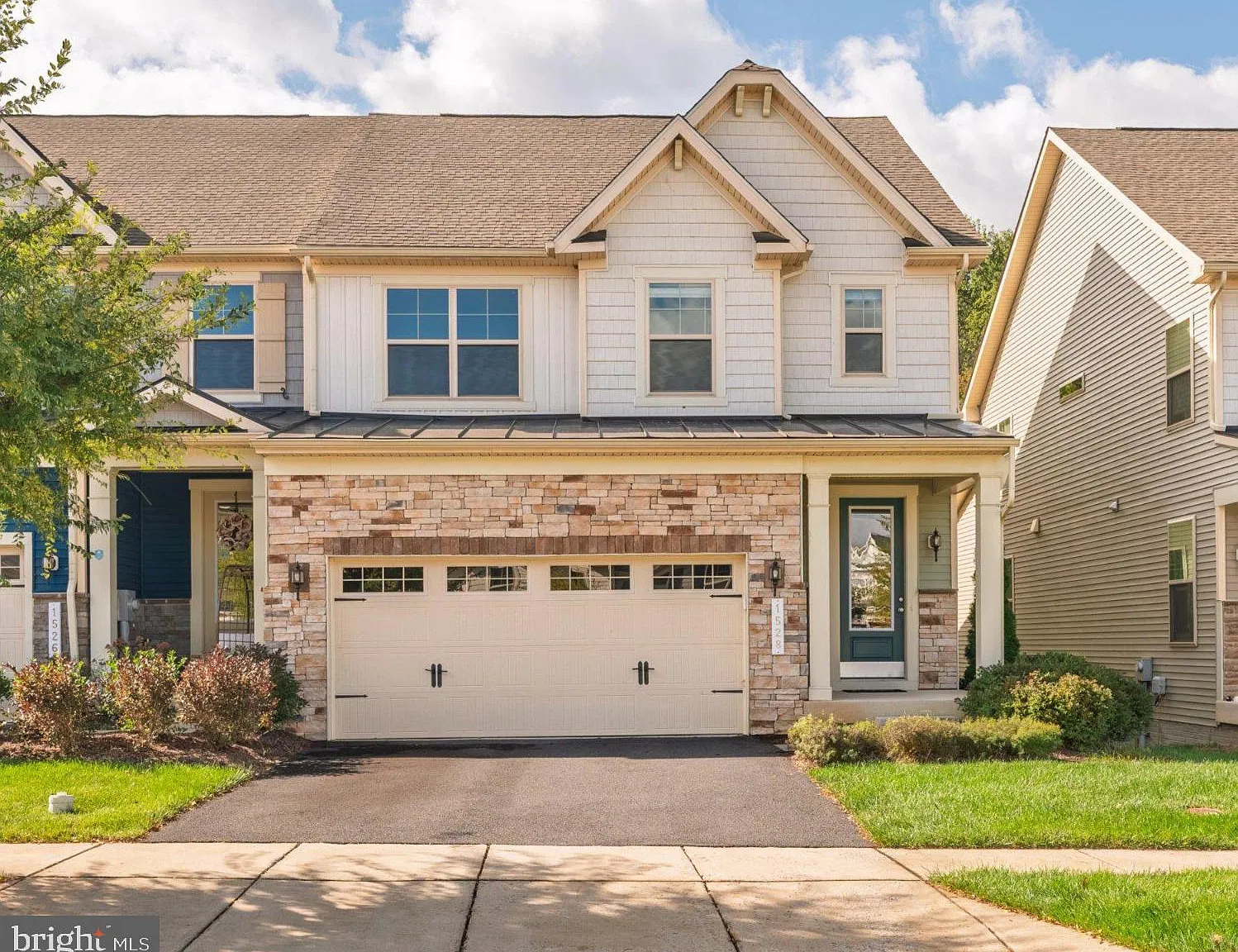 4 bed, 3.5 bath, 2876 sqft, $3,450 — Photo 1