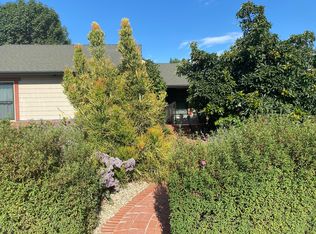 7655 Ostrom Ave, Van Nuys, CA 91406