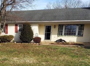 401 9th Ave, Luray, VA 22835