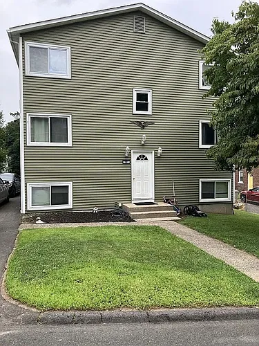 72 Colony St Photo 1
