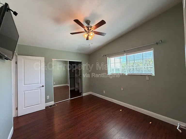 4981 Dassco Ct — Photo 13