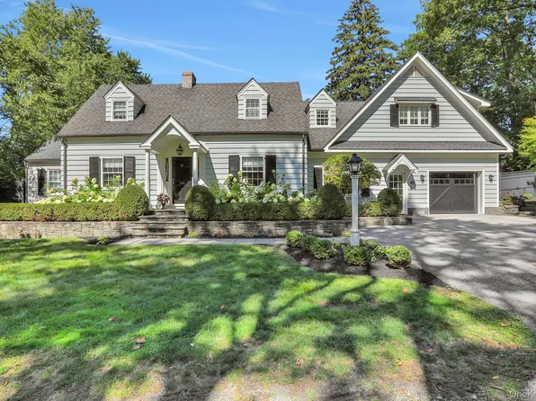 10 Roe Avenue, Cornwall On Hudson, NY 12520