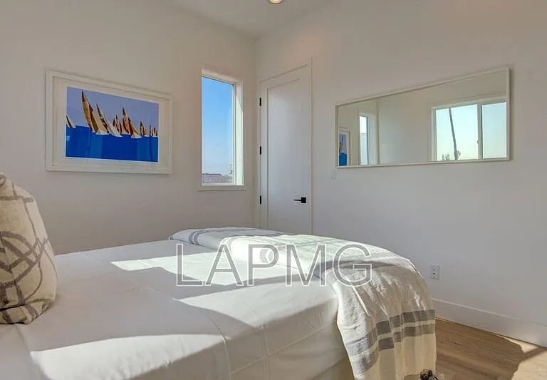 6018 Comey Ave — Photo 17