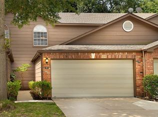 98 Willowwood Cir, Spring, TX 77381