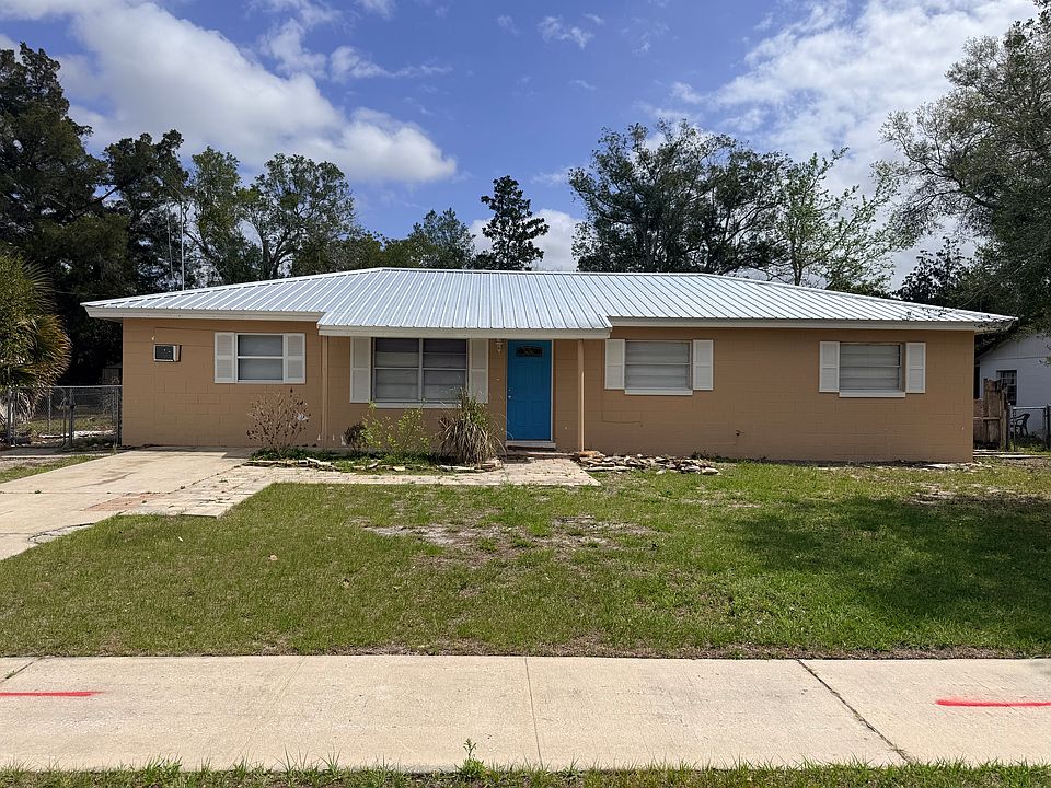 1st image of 614 Larry Dr