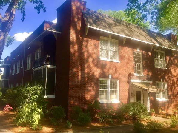 2137 Sharon Rd APT 7, Charlotte, NC 28207