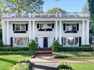 8 S Rohallion Dr, Rumson, NJ 07760