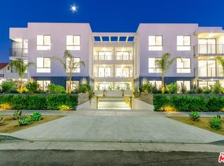 1522 S Orange Grove Ave, Los Angeles, CA 90019