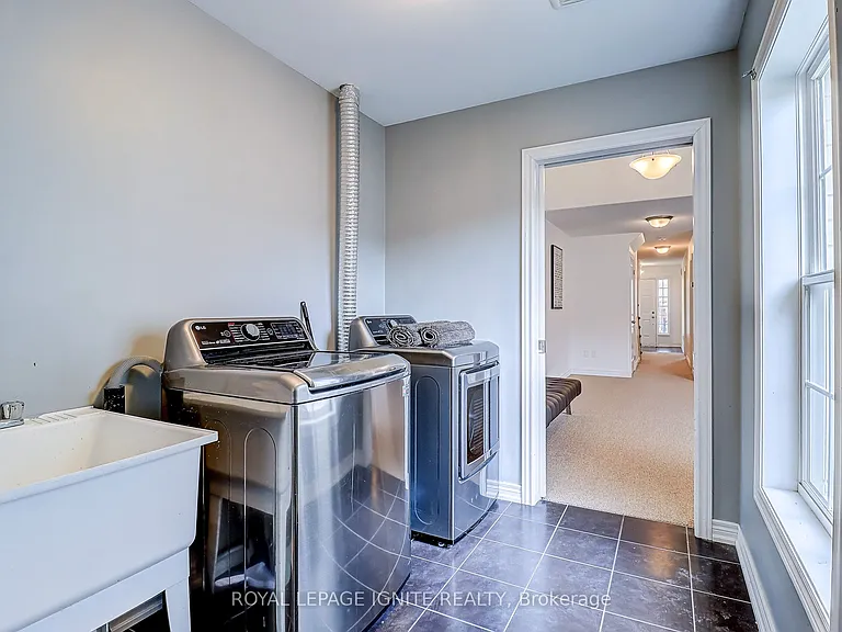 931 Broadway Blvd — Photo 26