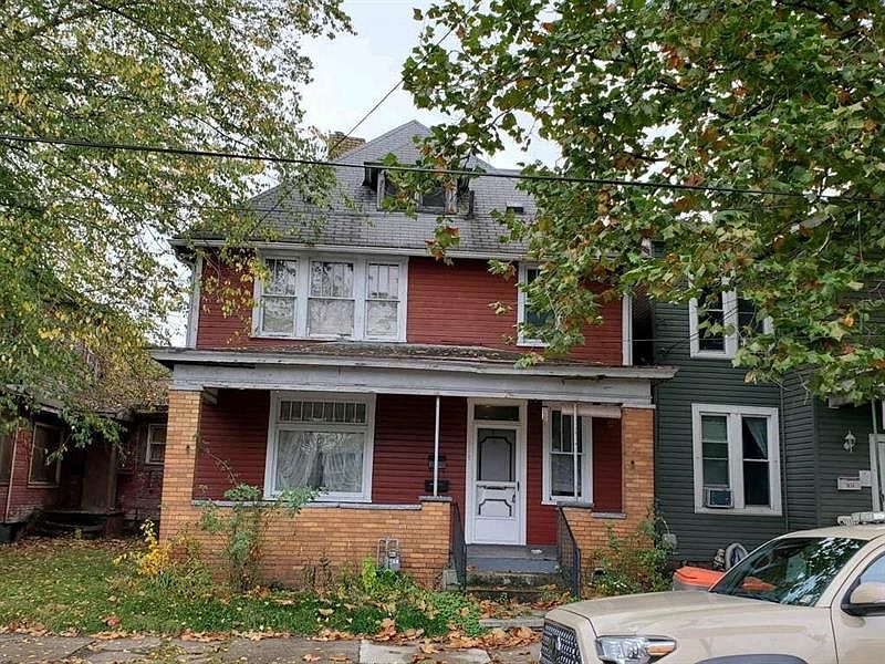 1st image of 1828 6th Ave
