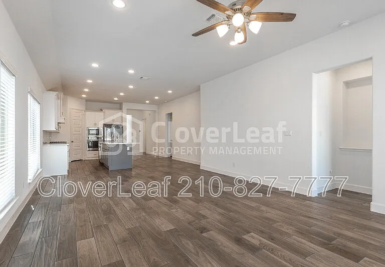 1045 Blue Oak Blvd — Photo 8