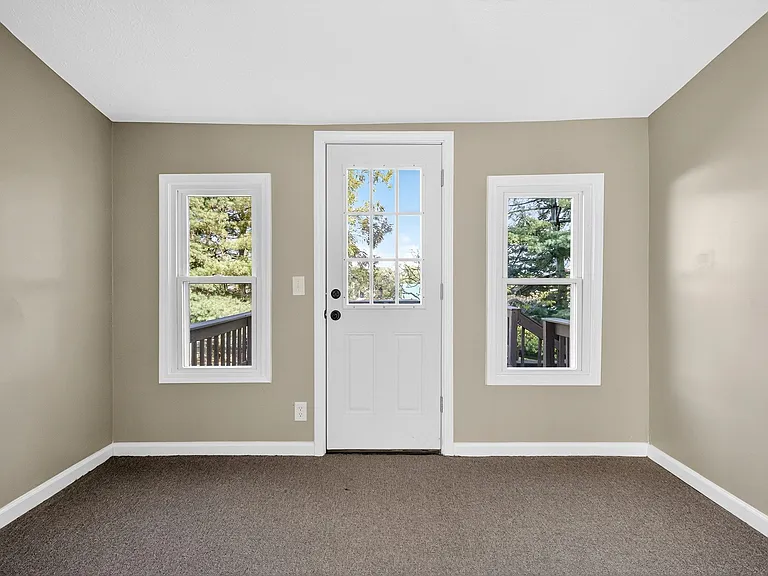 2185 Stahl Rd — Photo 11