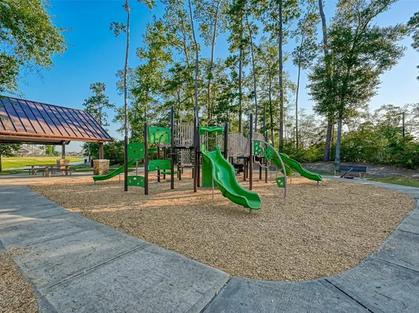 31053 Regal Elm Ln, Conroe, TX 77385