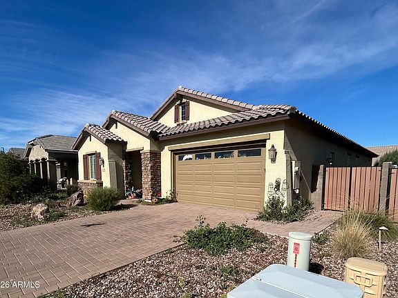 3rd image of 2828 W PATAGONIA Court