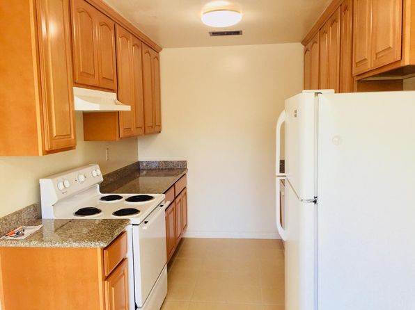 7440 Rainbow Dr APT 4