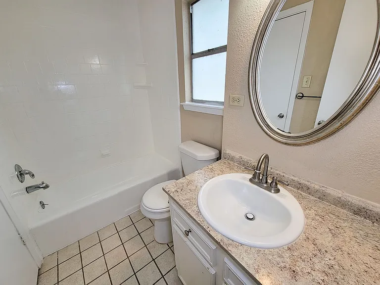 2710 Quail Creek Dr — Photo 25