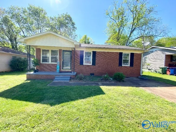 2005 Bluebird Ave NW, Huntsville, AL 35816