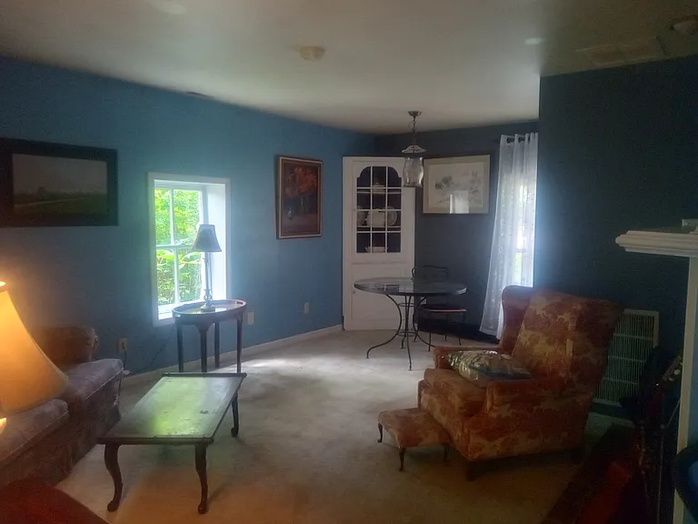 337 W Poplar St #2 — Photo 2