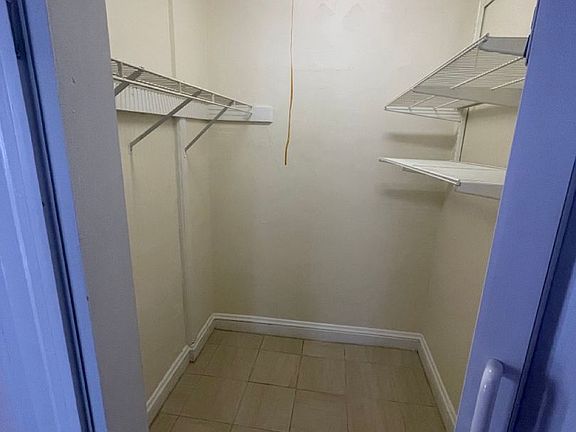 5th image of 11 Barrows St #S1
