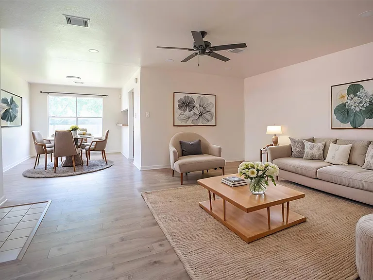 4027 Almond Lake Dr — Photo 4