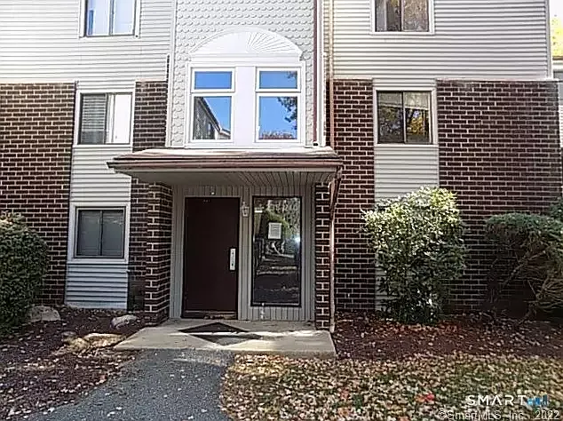 1 bed, 604 sqft, $1,700 — Photo 1