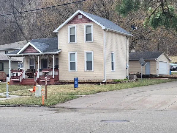 203 E 7th St, Red Wing, MN 55066