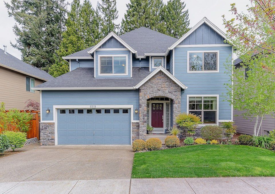 1st image of 6819 NE Willowgrove St