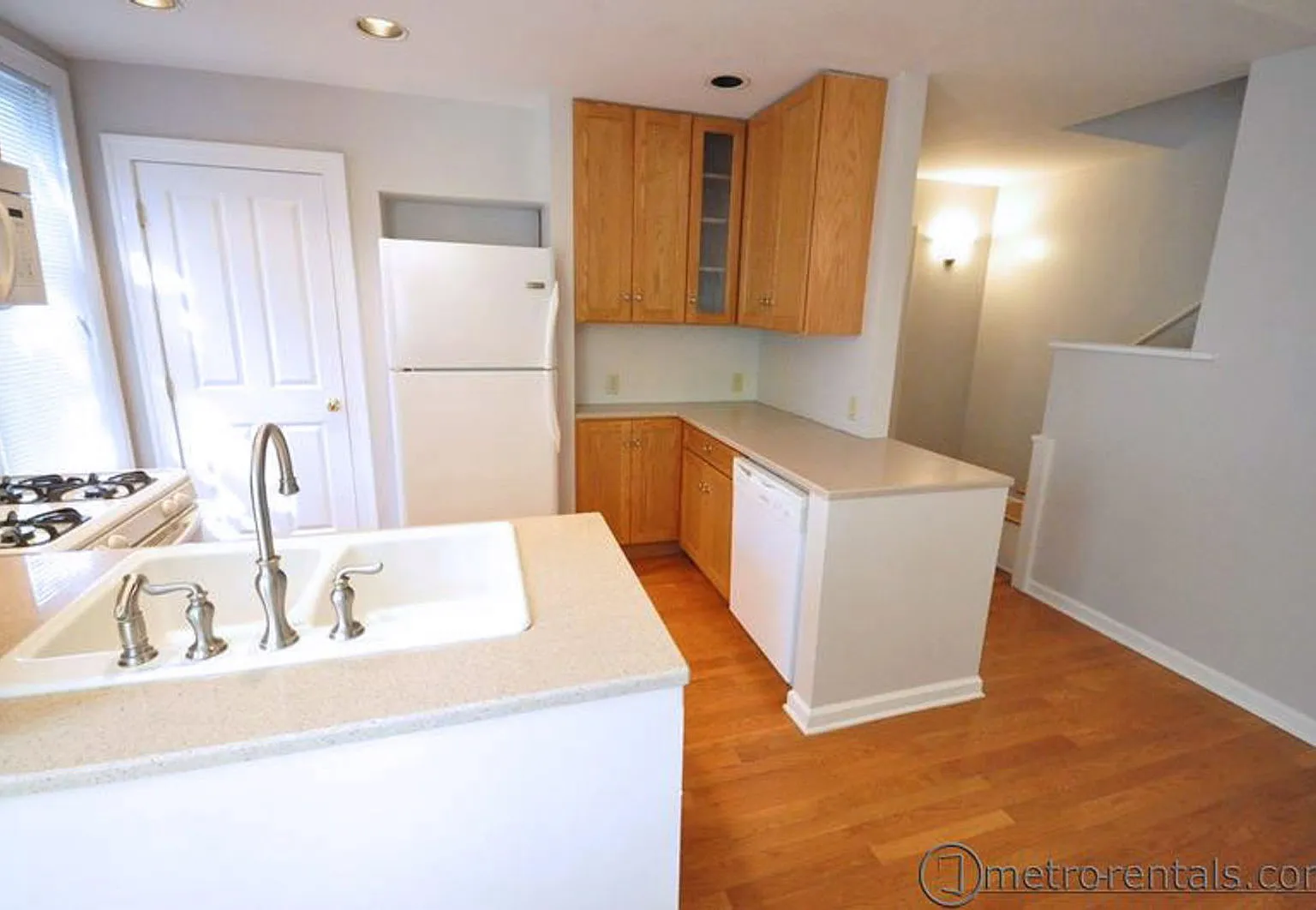 2 bed, 1.0 bath, 1100 sqft, $1,625 — Photo 4