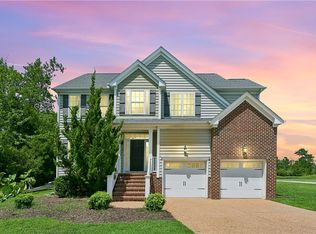 12 Elm St, Poquoson, VA 23662