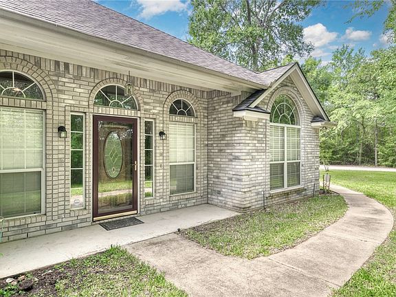 2nd image of 5303 Creek (pvt) Ln